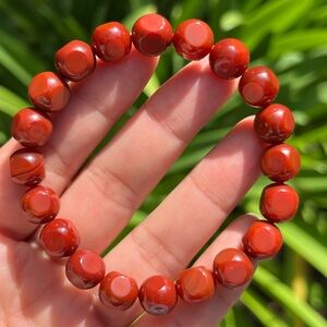 9mm stretchable faceted‎ red carnelian bracelet